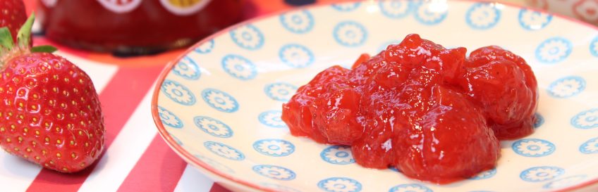 Low Carb Erdbeer-Mango-Marmelade