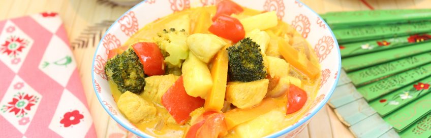 Hähnchen-Ananas-Curry-Topf