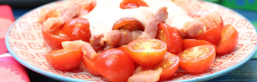 Lauwarmer Tomatensalat mit Sweet-Bacon