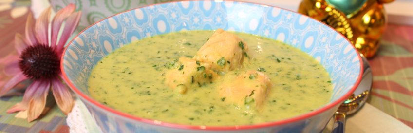Spinat-Currysuppe mit Lachs